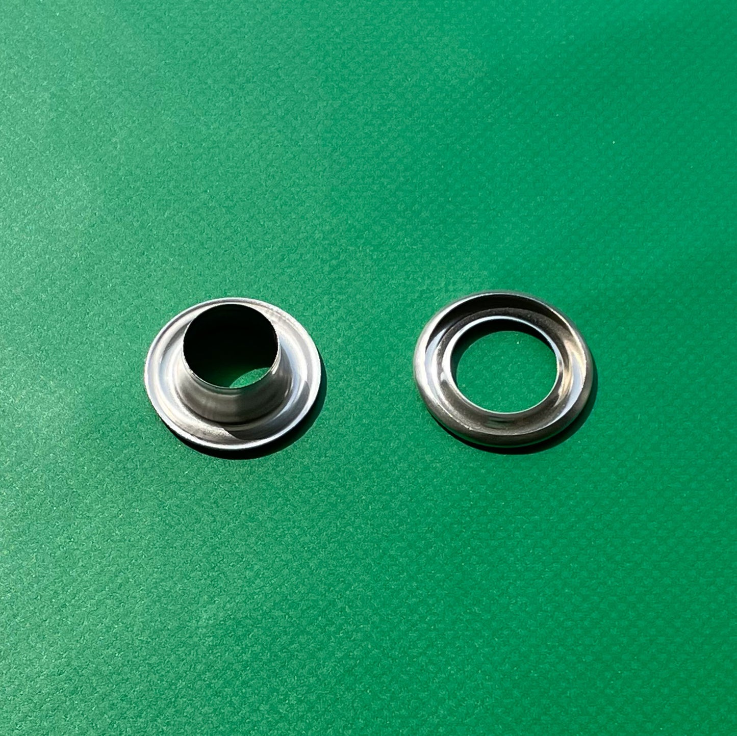 アイレット(ハトメ)