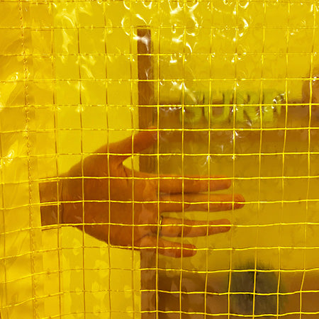 【防炎・薄手・防虫・耐寒・耐候】CT-1030M(イエロー) 0.3mm 糸入り透明ビニール(VP-300B)