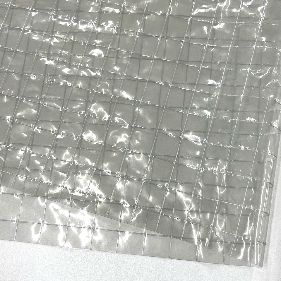 【遮熱・防炎・帯電防止】糸入り透明0.3mm（VP-300S）