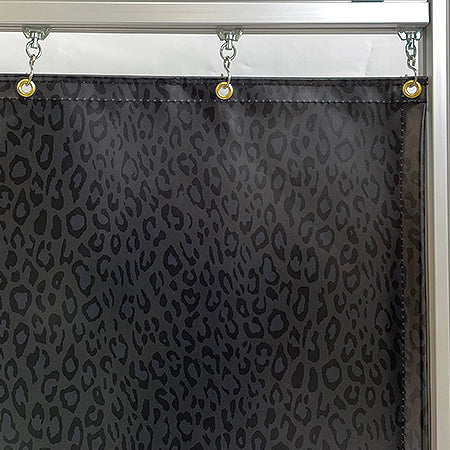 【防炎・デザイン】モノトーンヒョウ柄ターポリン レパード 0.43mm（VB-043NL）