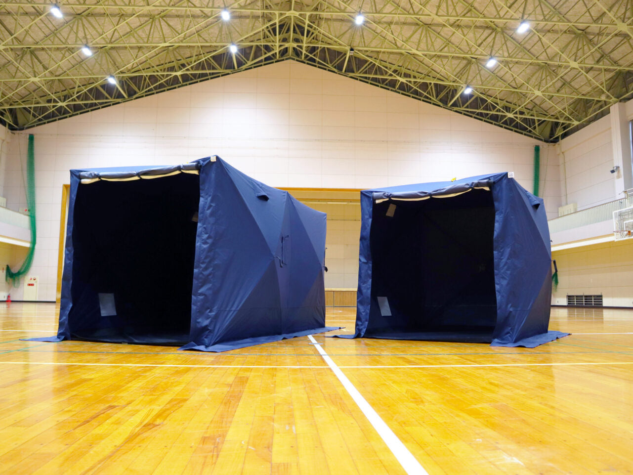 アキレスさん野外露出